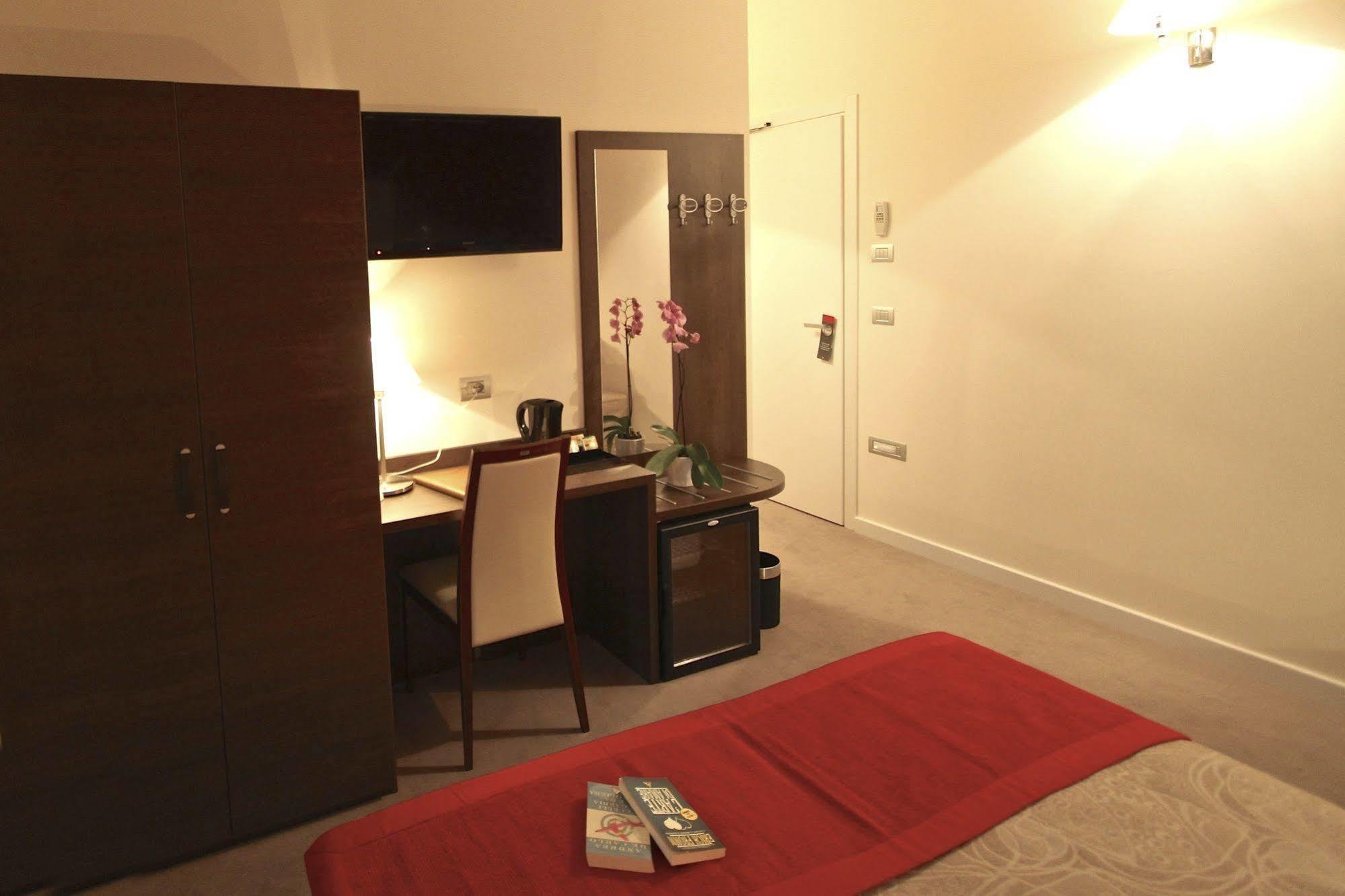Andrea Doria Resort Rome Bagian luar foto