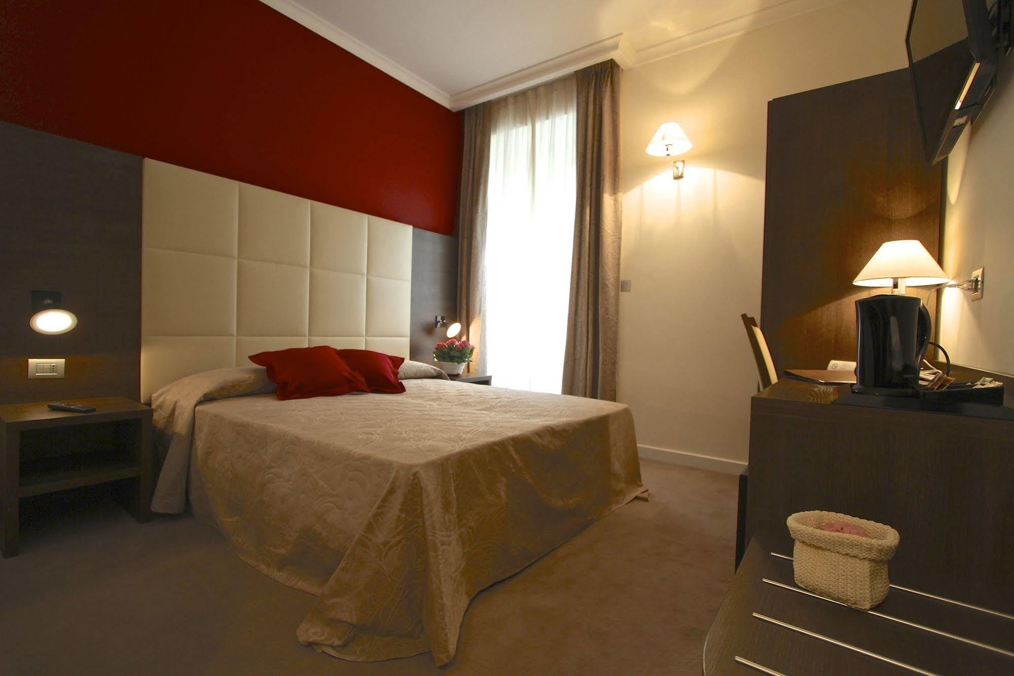 Andrea Doria Resort Rome Bagian luar foto