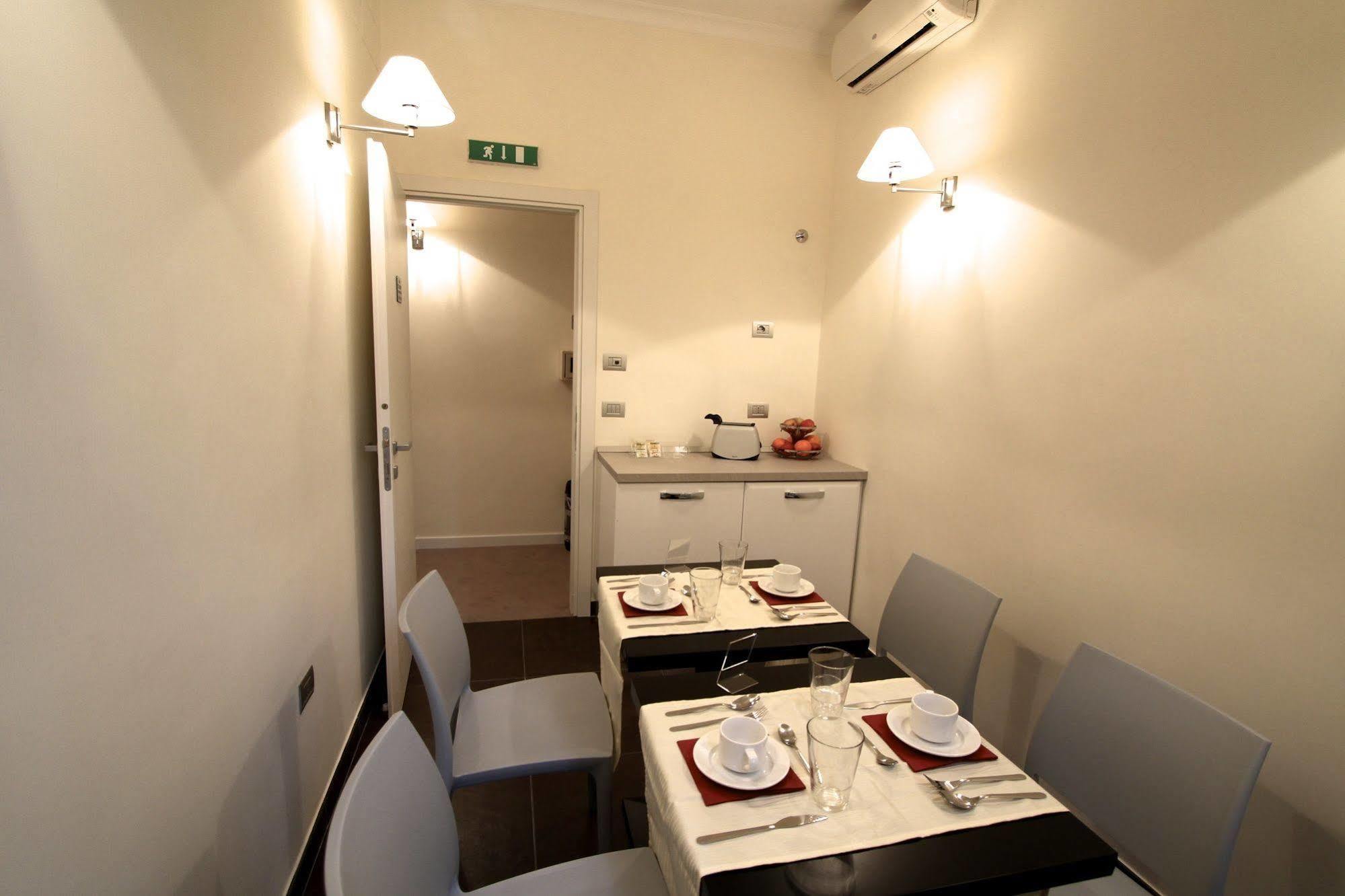 Andrea Doria Resort Rome Bagian luar foto